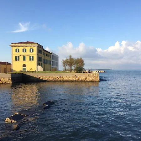 Апартаменты Trilo Largo Bella Vista *